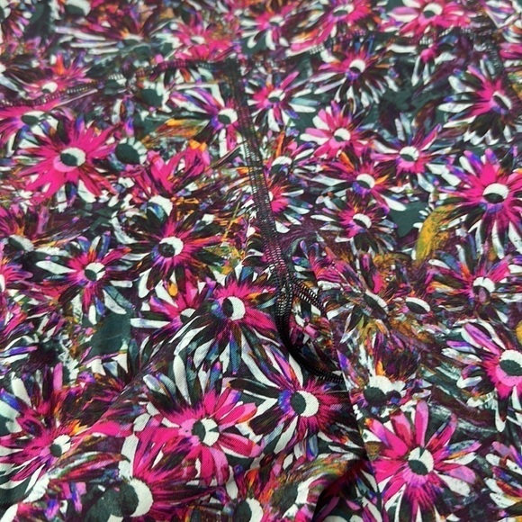 Lululemon Swift Speed High-Rise Tight 28" Floral Electric Multi - Picture 2 of 7